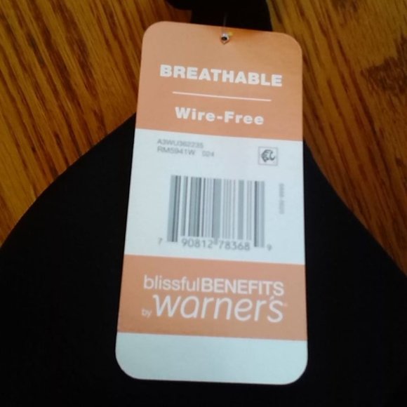 36C BNWT Wireless Black Warner's Bra - Picture 3 of 4
